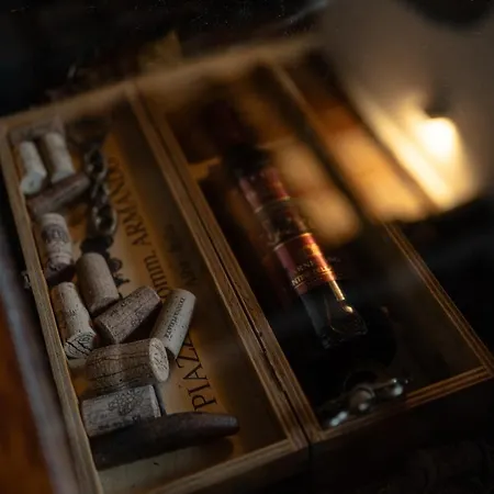 Antica Porta Di Sovana *